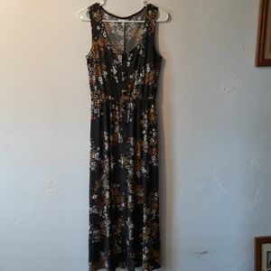 Maurices sleeveless long button up dress.